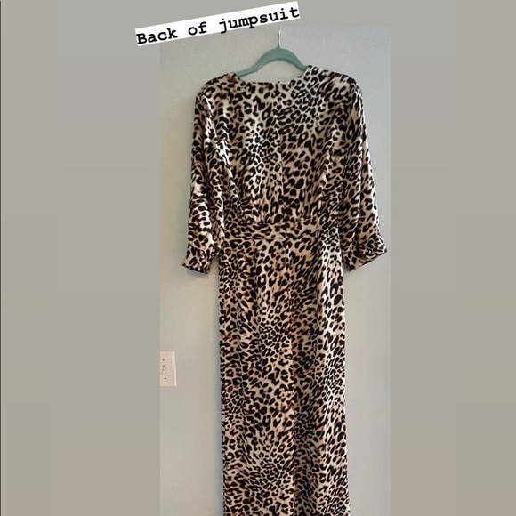 NWT BCBG MAXAZARIA Leopard jumpsuit — 328$ value ! Small - Picture 5 of 6